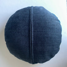 Load image into Gallery viewer, Small patchwork pie Velvet round cushion
