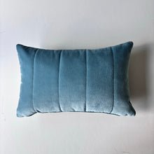 Load image into Gallery viewer, Quilted velvet velvet lumbar cushion cover