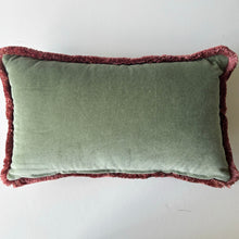 Load image into Gallery viewer, William Morris Compton fringe Lumbar cushion cover
