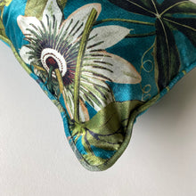 Load image into Gallery viewer, Rectangle Passiflora print velvet piped cushion
