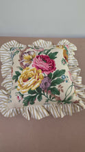 Load and play video in Gallery viewer, Vintage floral print ruffle 38x38cm handmade cushion
